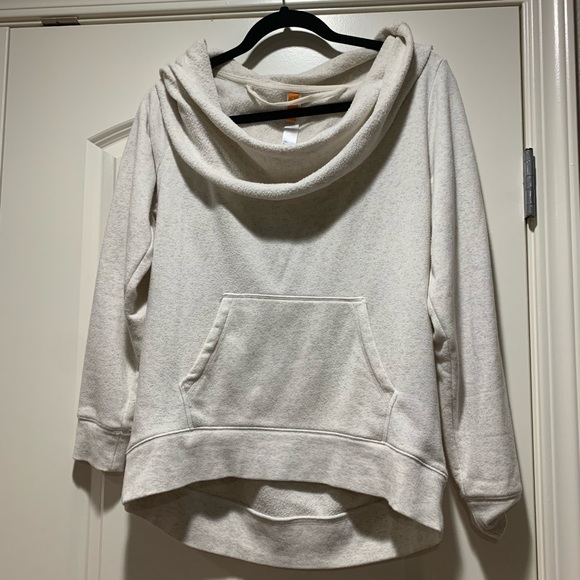 Lucy Sweaters - EUC Lucy Cowl Neck sweater